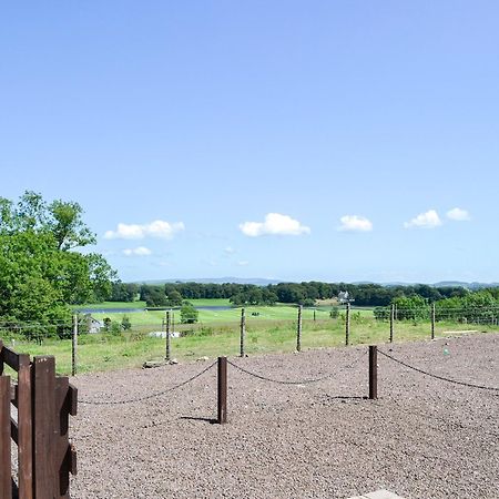 The Byre Camp Douglas Crossmichael Bagian luar foto
